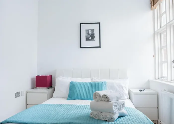 Alexander Paddington Apartments